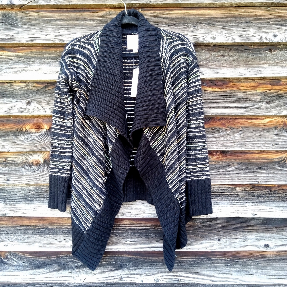 NWT Romeo & Juliet Couture NEW Gray Sequin Fringe Stripe Open Flutter Cardigan